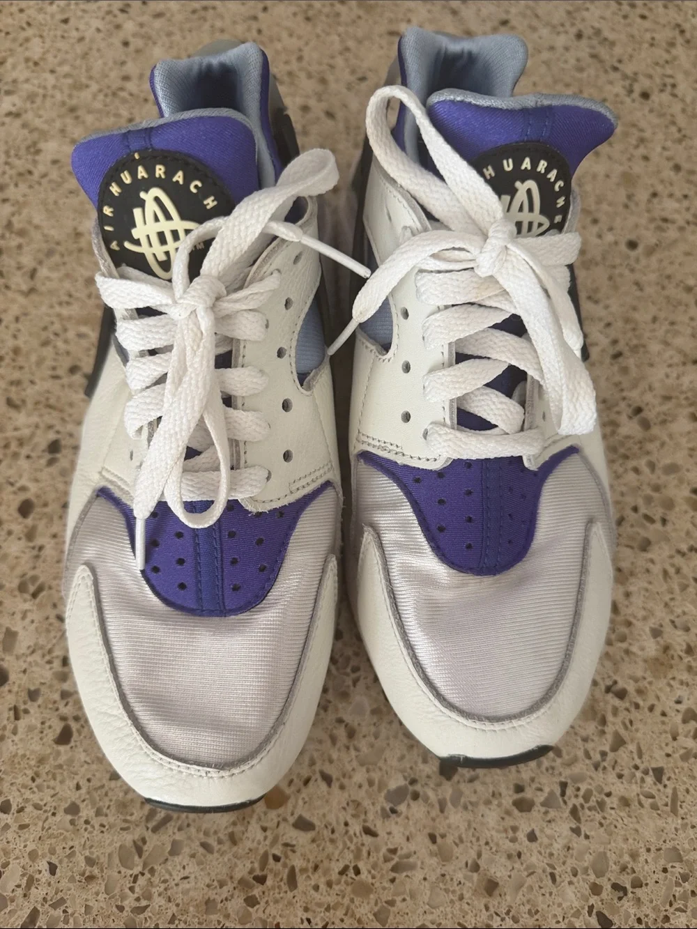 Nike Air Huarache White/Blue Sneakers size 7